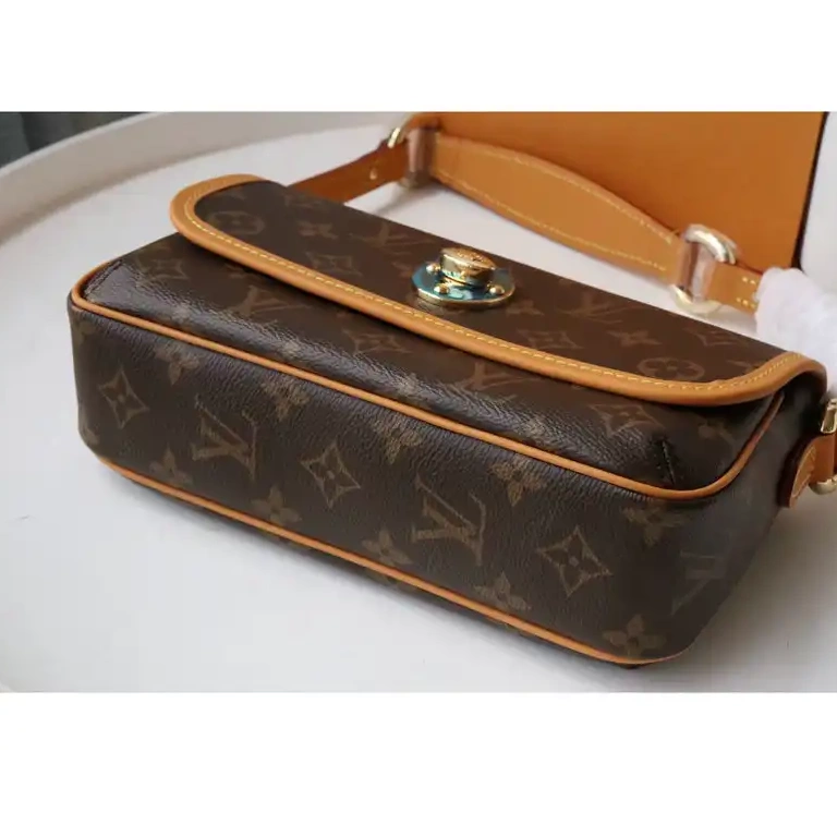 Fashionrepsfam ru LV 2111DJ0020 Bags 0706